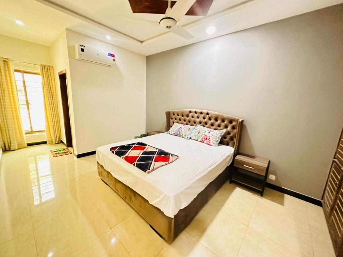 Holidazzle Lodge Islamabad Exterior foto